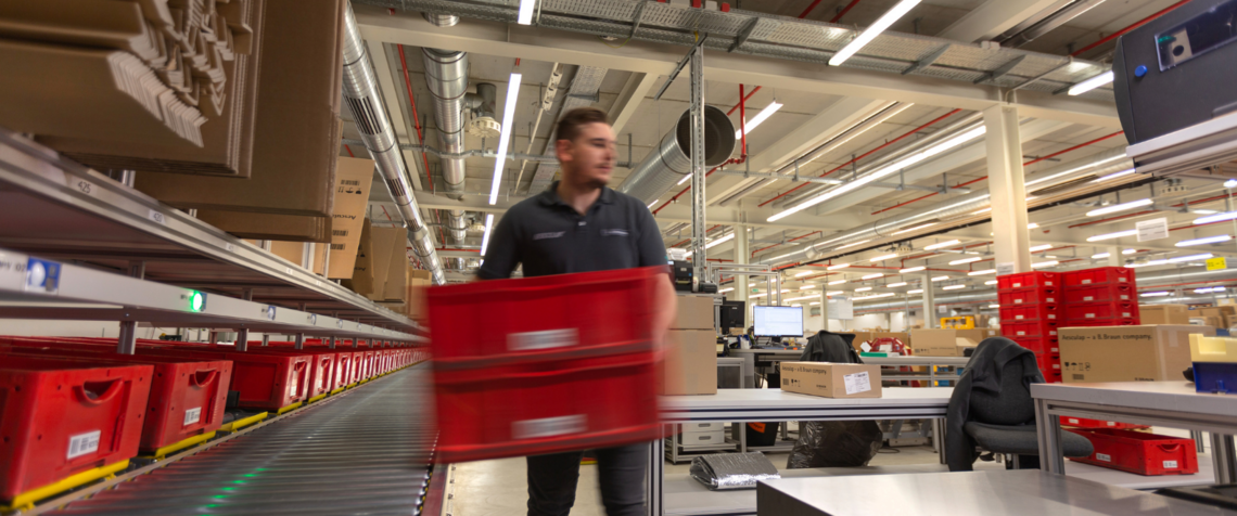 order picker material handling